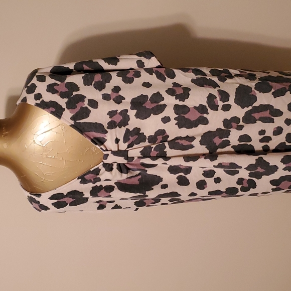 Top - Picture 3 of 3